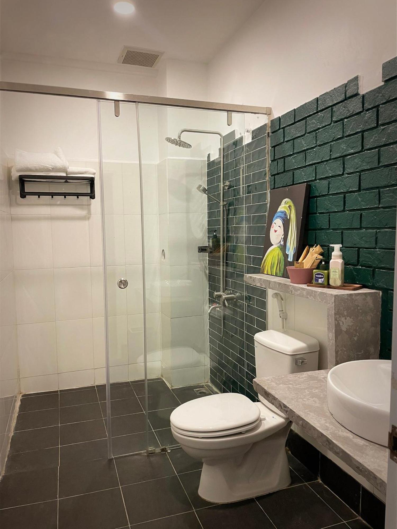 Nha Minh Homestay Rạch Gia Exteriör bild